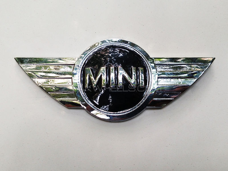 Mini cooper Emblem Image-1