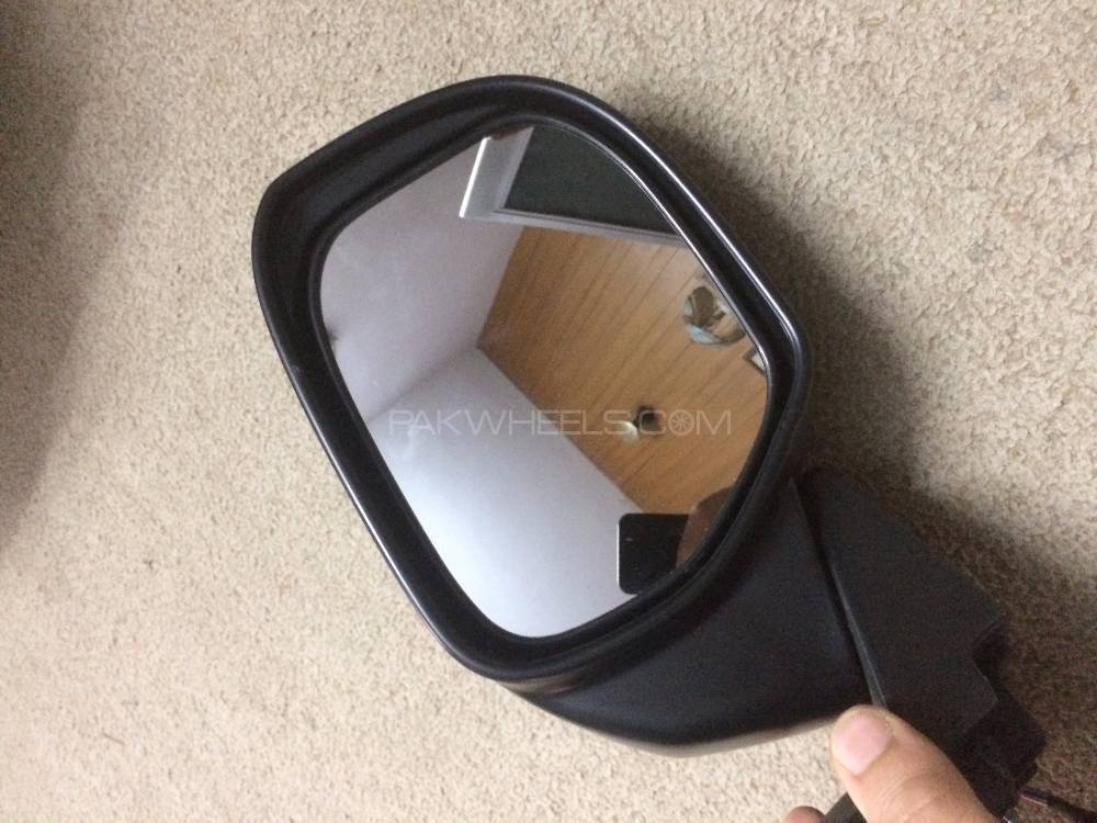 Honda City Side mirror Image-1