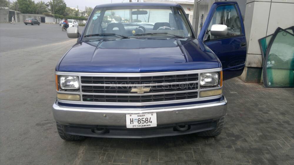 Chevrolet Silverado 1992 for Sale in Karachi Image-1