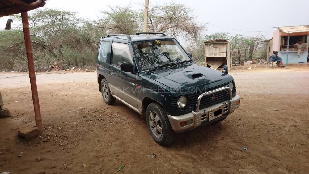 Mitsubishi Pajero Mini 1995 for Sale in Karachi Image-1