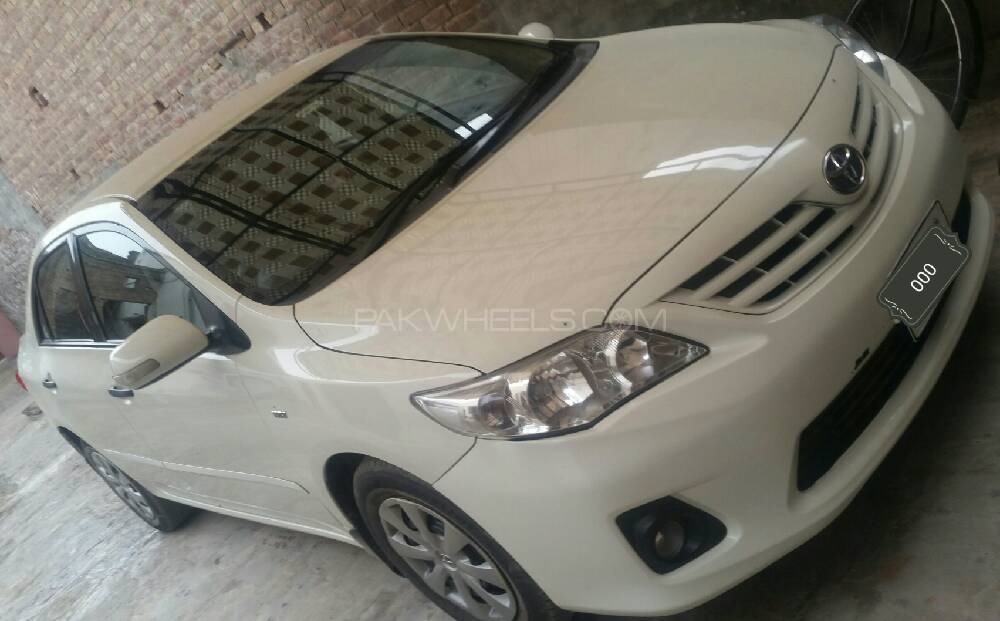 Toyota Corolla 2014 for Sale in Chiniot Image-1