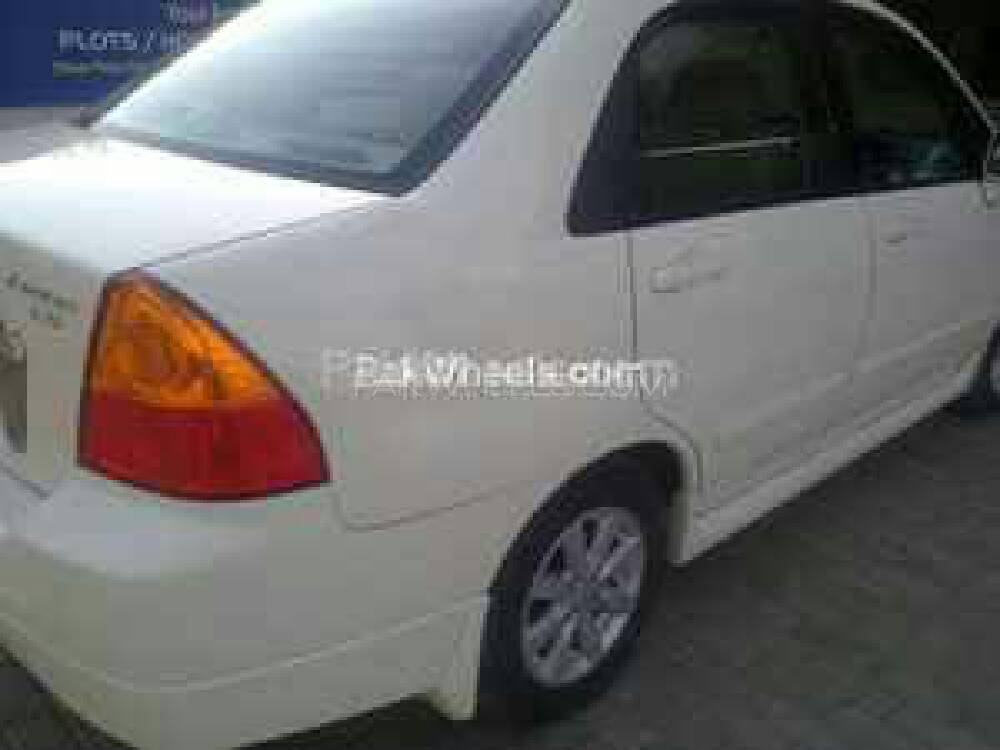 Suzuki Liana 2005 for Sale in Lahore Image-1