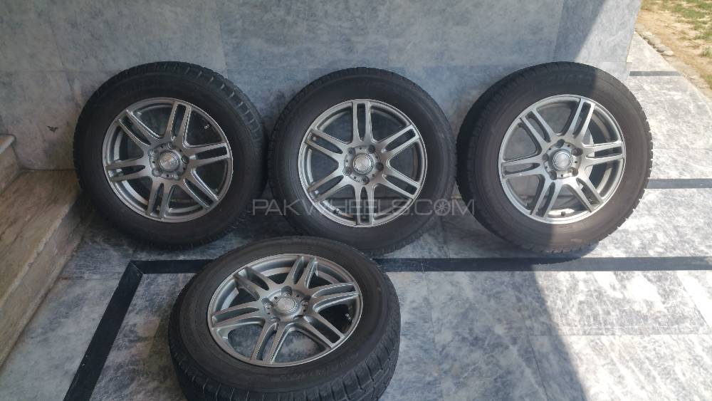 16"  tyres size 215/60/16 Image-1