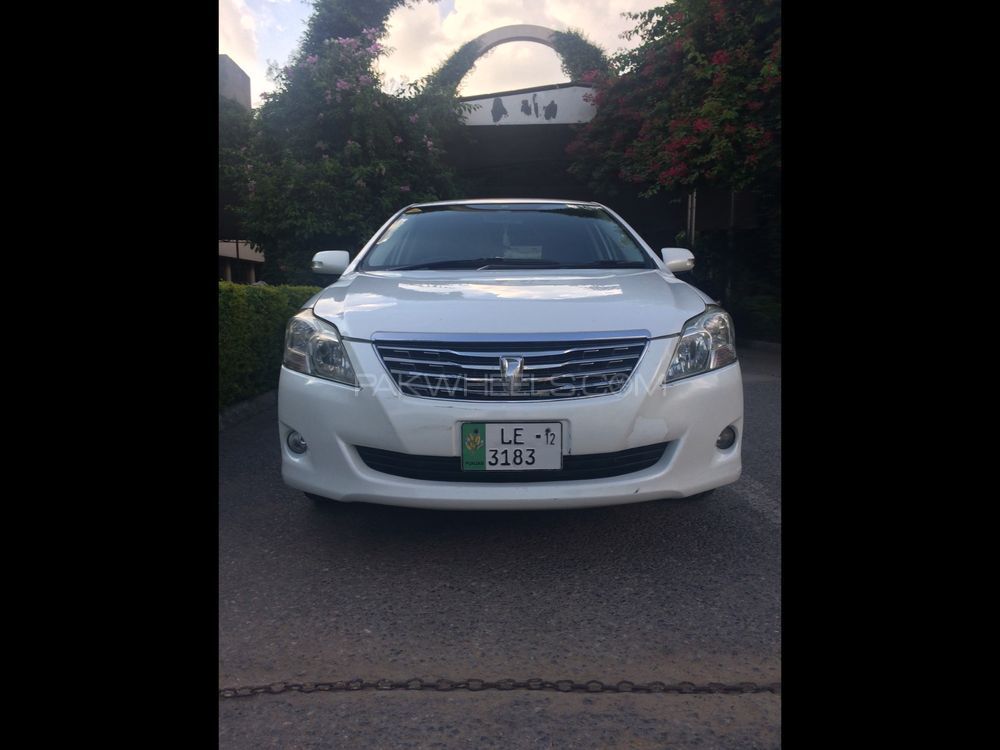 Toyota Premio 2008 for Sale in Islamabad Image-1