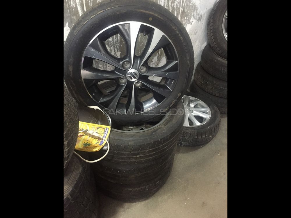 suzuki wagor 2015 original alloy wheels with tire Image-1