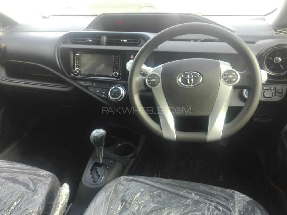 Toyota Aqua 2015 for Sale in Karachi Toyota Aqua 2015 for Sale in Karachi Image-7