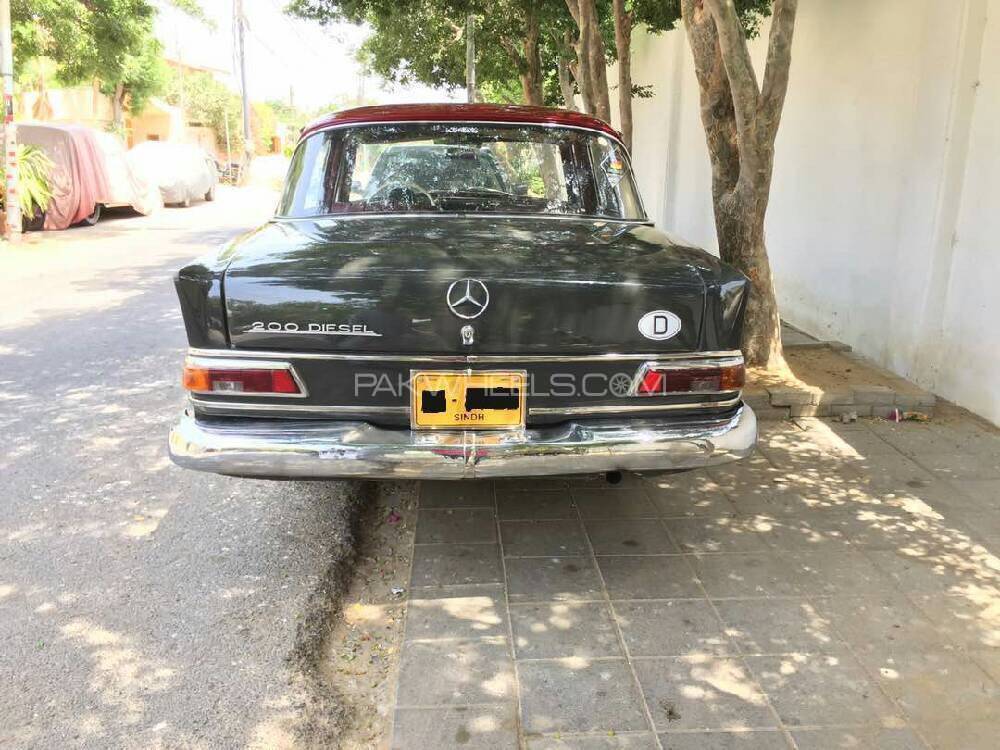 Mercedes Benz 200 D 1965 for Sale in Rawalpindi Image-1