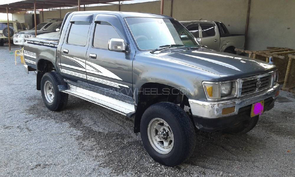 Toyota Hilux 1991 for Sale in Islamabad Image-1
