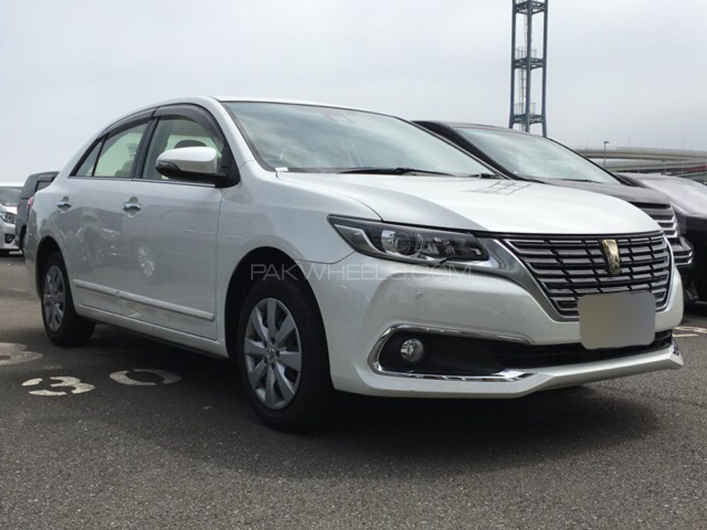 Toyota Premio 2016 for Sale in Islamabad Image-1
