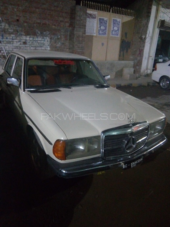 Mercedes Benz 240 Gd 1987 for Sale in Hafizabad Image-1