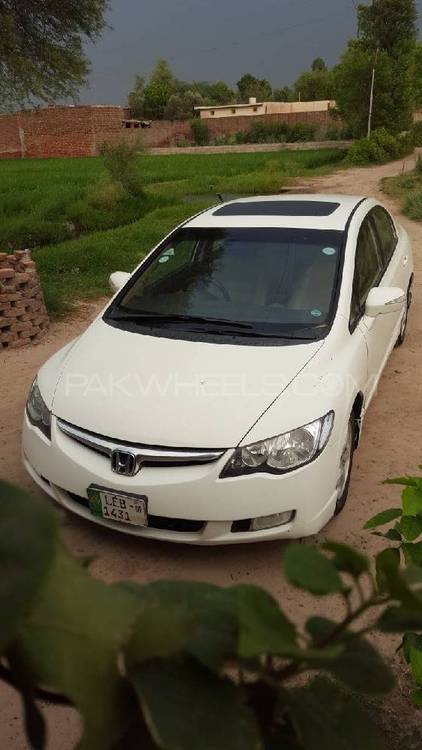 Honda Civic 2009 for Sale in Chiniot Image-1