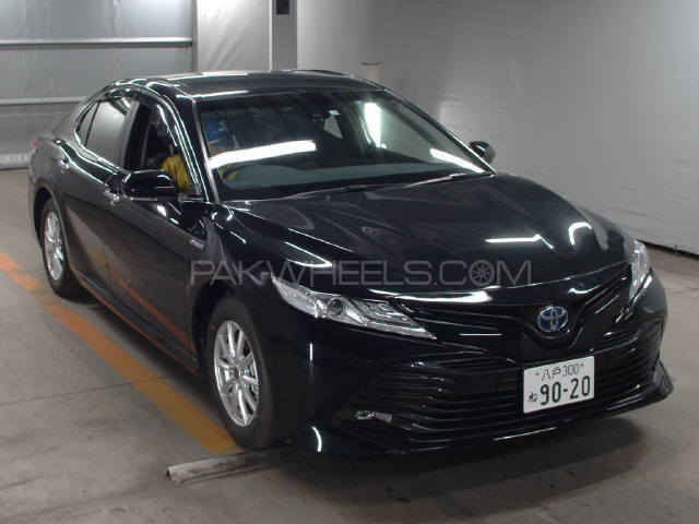 Toyota Camry 2017 for Sale in Lahore Image-1