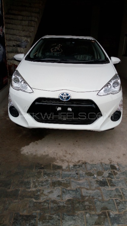 Toyota Aqua 2015 for Sale in Hafizabad Image-1