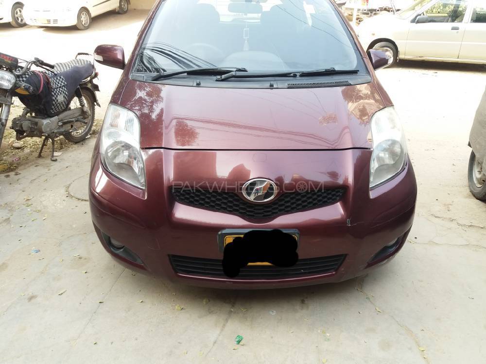 Toyota Vitz 2010 for Sale in Karachi Image-1