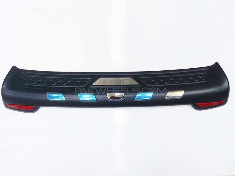 Honda Civic Rear Bumper Guard With Reflector - 2016-2018 Image-1