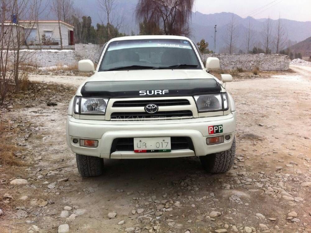 Toyota Hilux 2000 for Sale in Swat Image-1