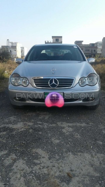 Mercedes Benz C Class 2003 for Sale in Islamabad Image-1