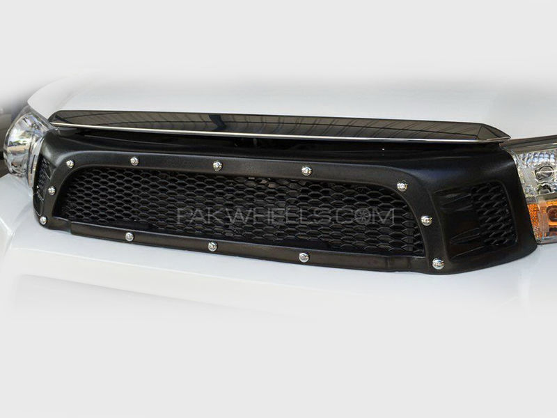 TRD Grill With Nuts For Toyota Revo 2016-2019 - FA4 Image-1