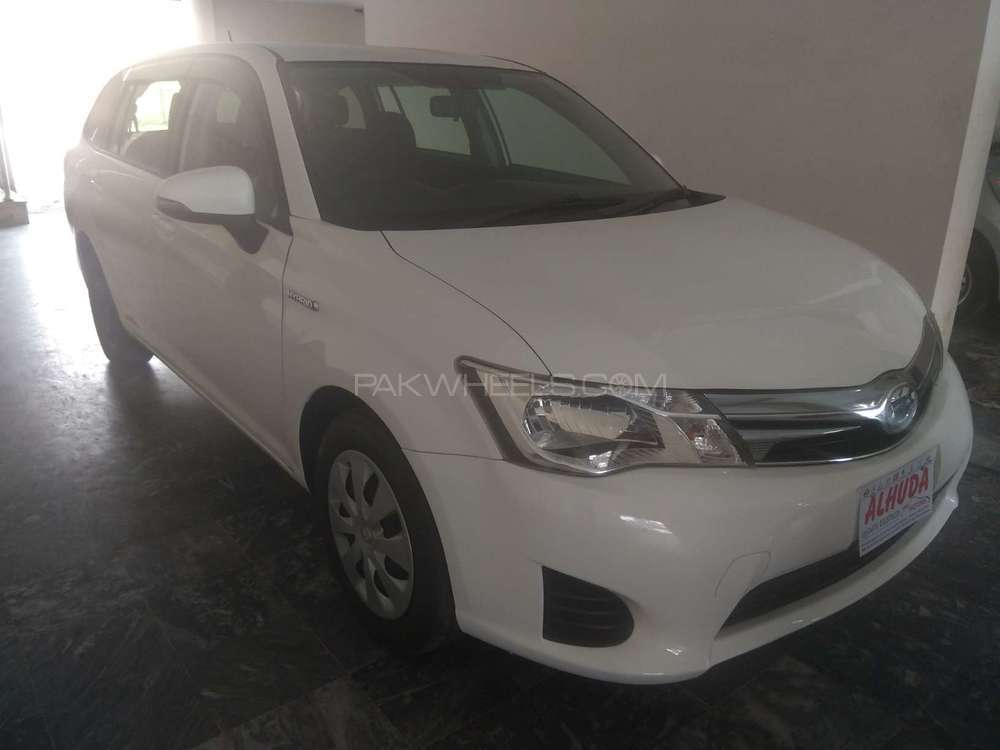 Toyota Corolla Fielder 2014 for Sale in Gujranwala Image-1