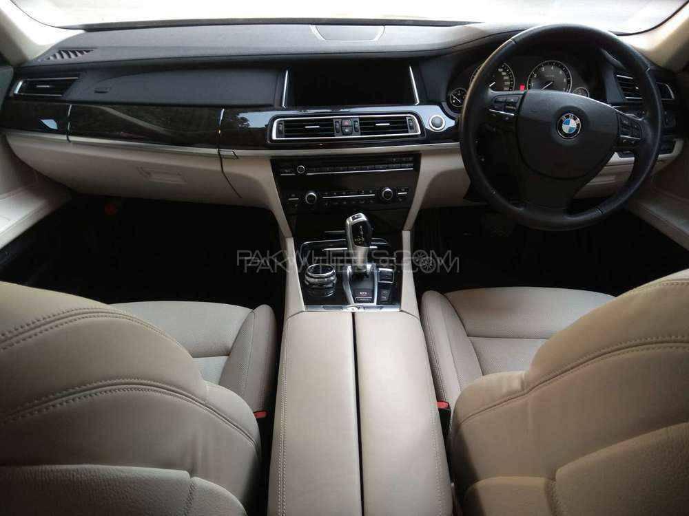 BMW 8 Series 2017 for Sale in Karachi Image-1