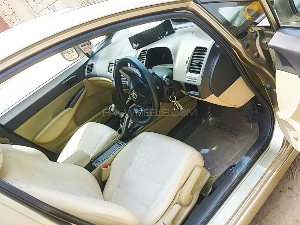 Honda Civic 2010 for Sale in Sargodha Image-1
