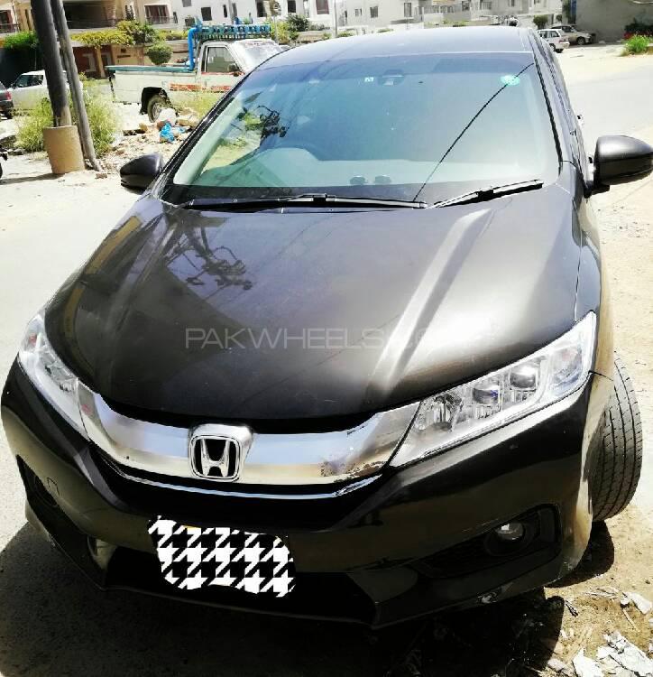 Honda Grace Hybrid 2014 for Sale in Islamabad Image-1