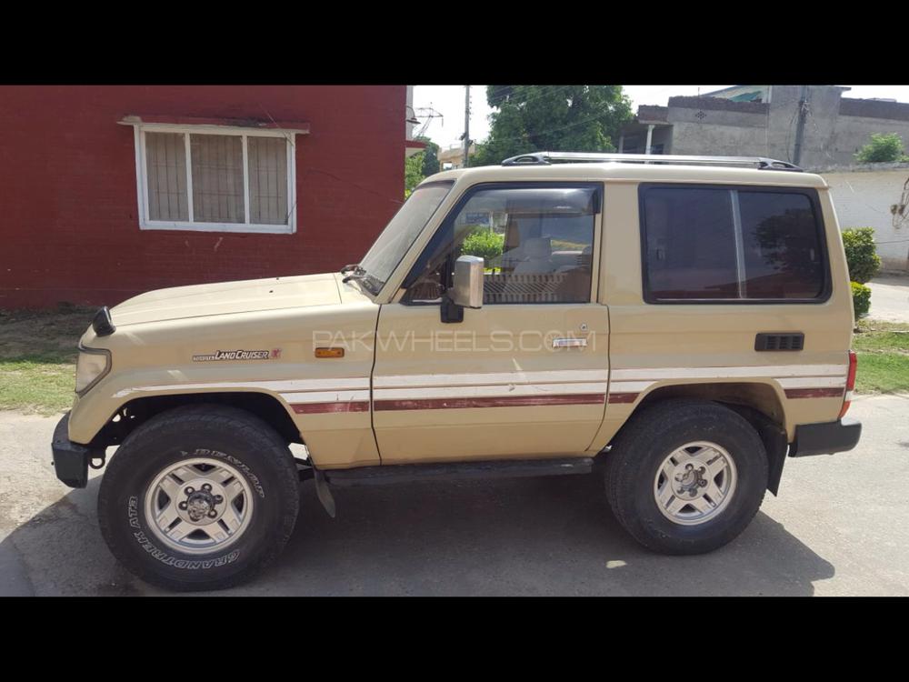Toyota Land Cruiser 1991 for Sale in Dina Image-1
