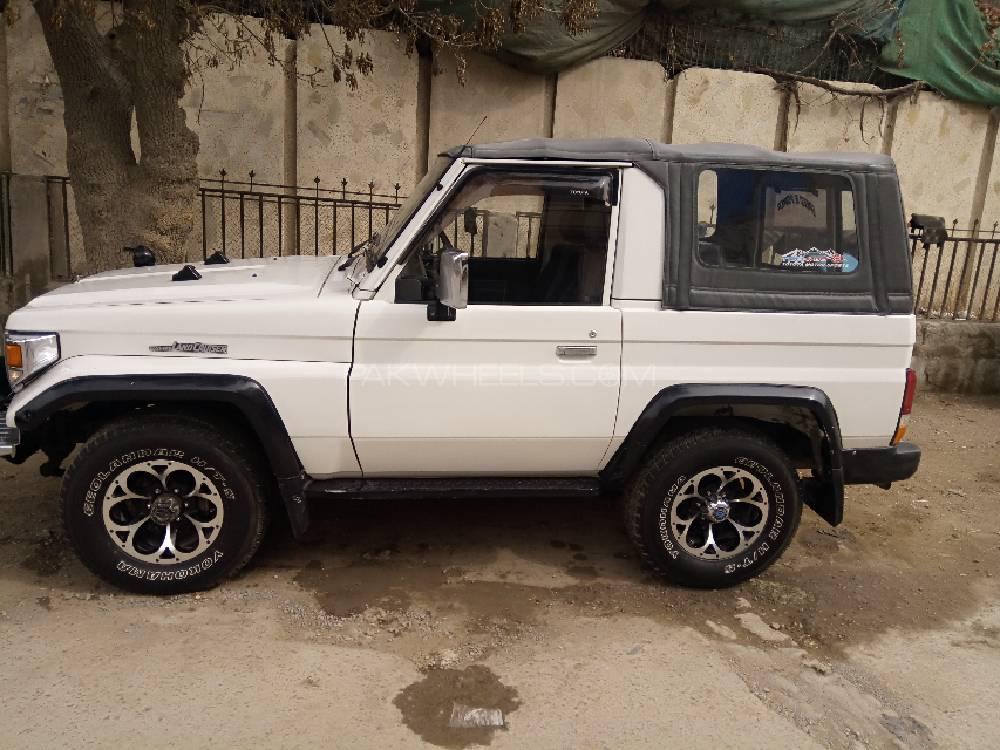 Toyota Land Cruiser 1990 for Sale in Quetta Image-1