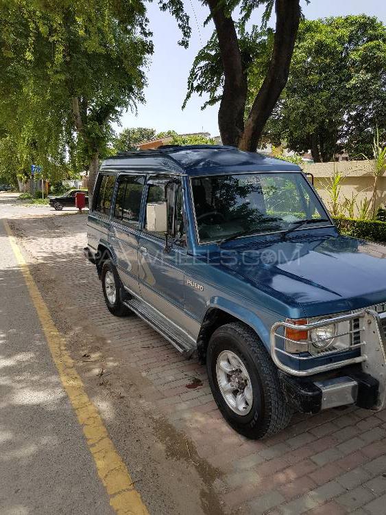 Mitsubishi Pajero 1990 for Sale in Islamabad Image-1