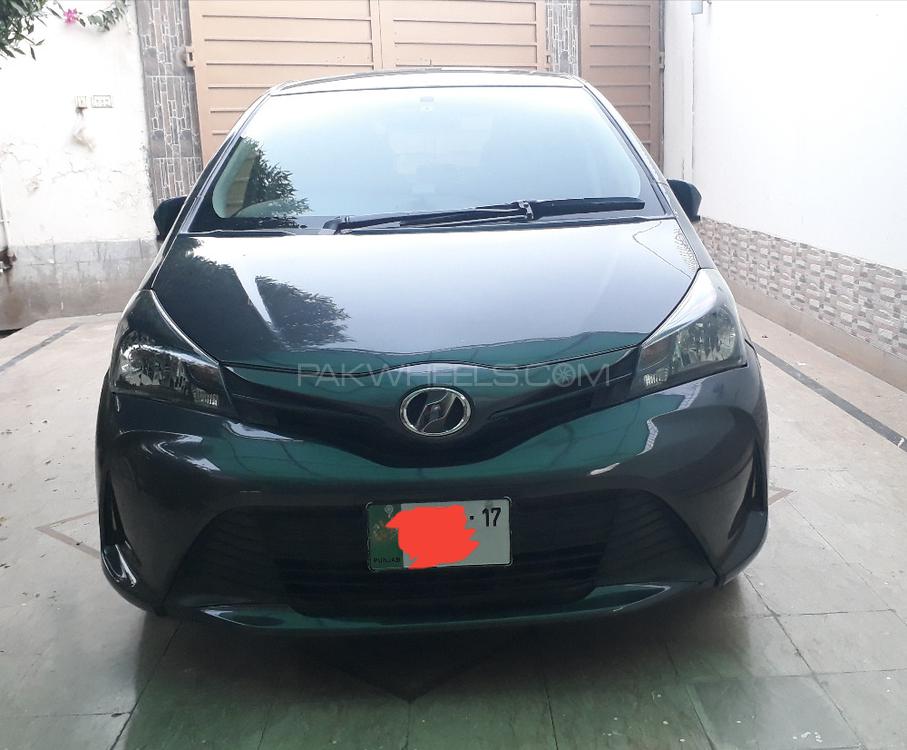 Toyota Vitz 2014 for Sale in Bahawalpur Image-1