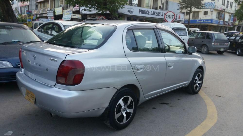 Toyota Platz 2001 for Sale in Haripur Image-1