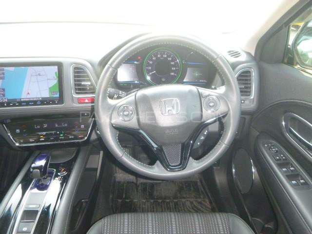 Used Honda Vezel For Sale At Sakhi Wahab Motors Karachi