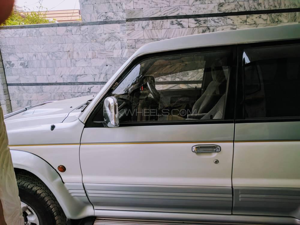 Mitsubishi Pajero 1994 for Sale in Mardan Image-1