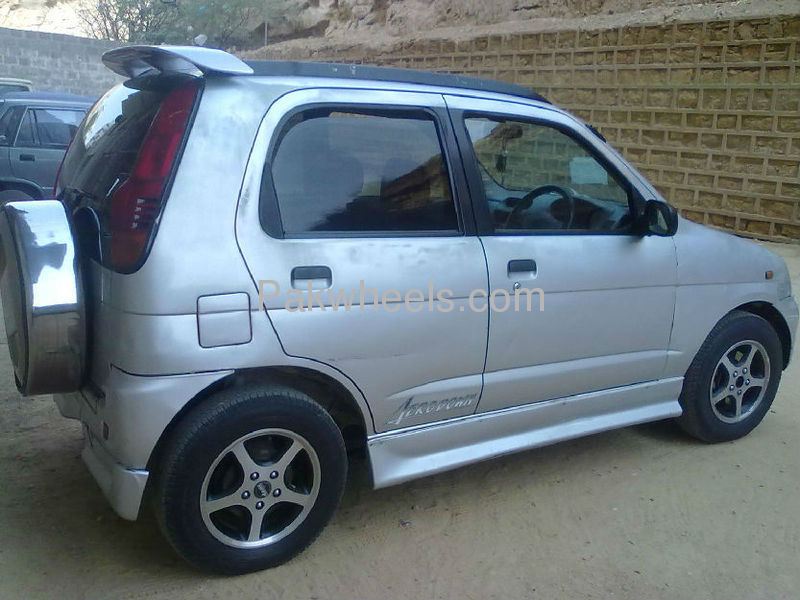 Daihatsu terios 2003