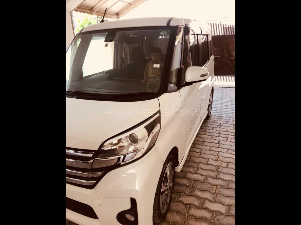 Nissan Roox 2016 for Sale in Lahore Nissan Roox 2016 for Sale in Lahore Image-2