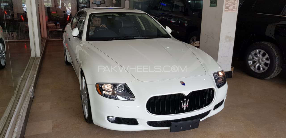 Maserati Quattroporte 2012 for Sale in Karachi Image-1