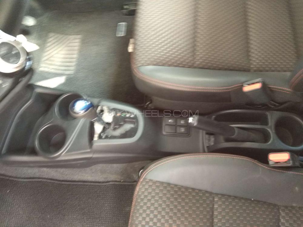 Toyota Aqua 2016 for Sale in Rawalpindi Toyota Aqua 2016 for Sale in Rawalpindi Image-9