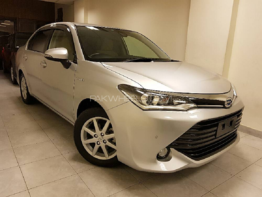 Toyota corolla axio. Toyota Axio 2015. Toyota Corolla Axio 2016. Тойота Королла Axio 2015. Toyota Corolla Axio 2014.