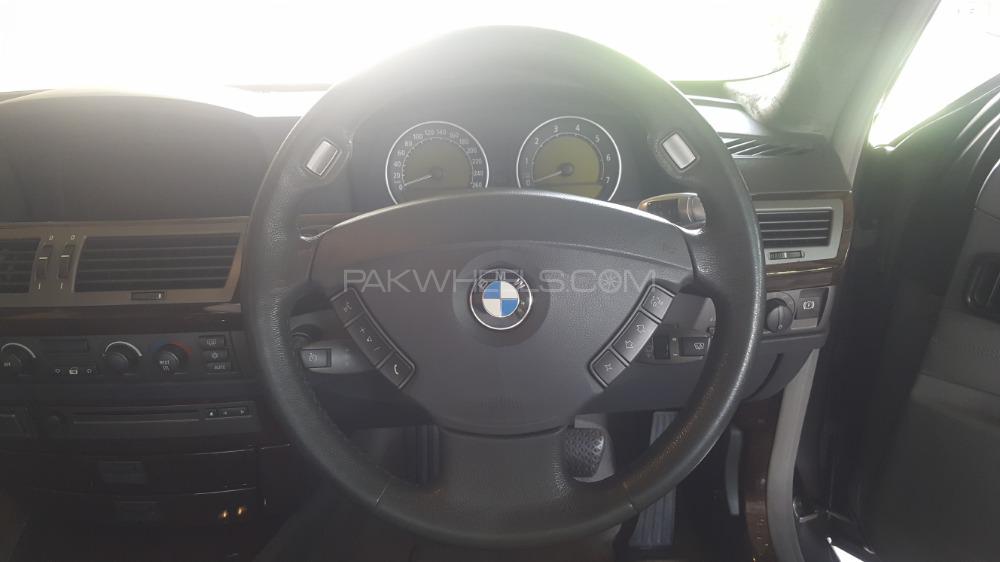 بی ایم ڈبلیو 7 سیریز 2004 for Sale in لاہور بی ایم ڈبلیو 7 سیریز 2004 for Sale in لاہور Image-16