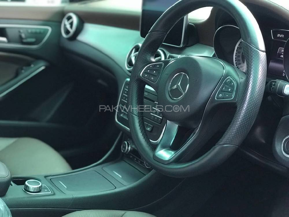 Mercedes Benz CLA Class 2015 for Sale in Gujranwala Image-1