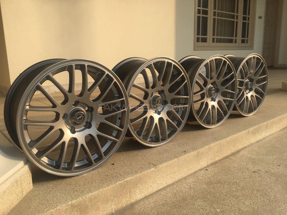 17 Inch wheels Image-1