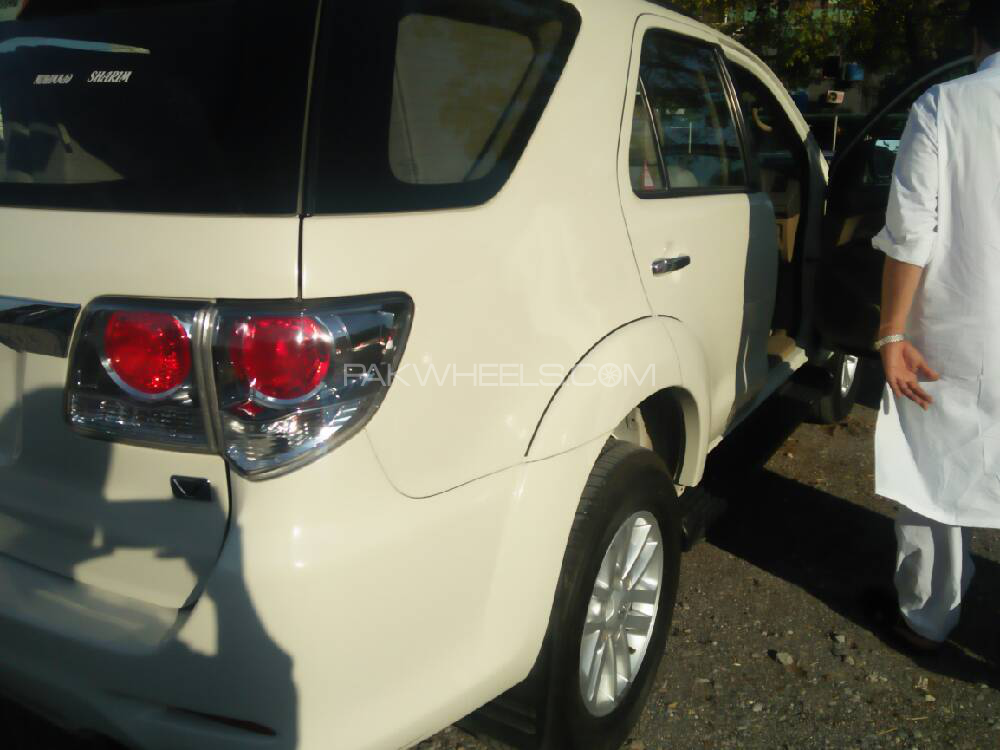 Toyota Fortuner 2013 for Sale in Islamabad Image-1