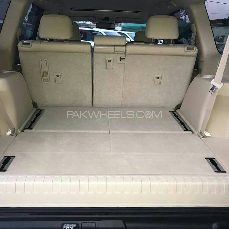 Leather and electric power seats plus sunroof