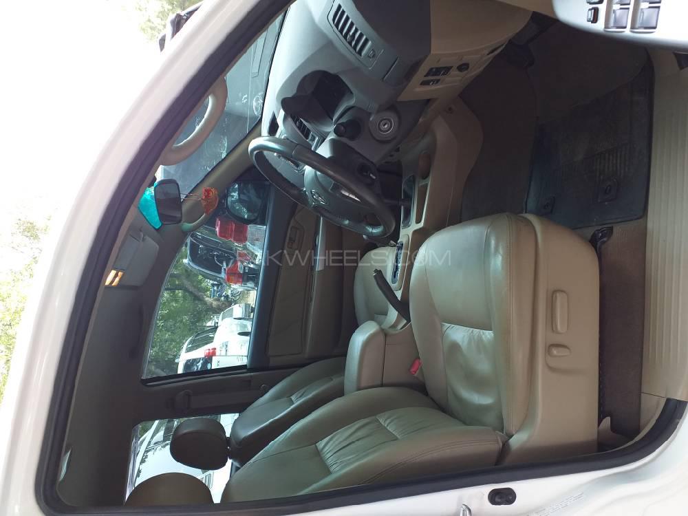 Toyota Hilux 2013 for Sale in Islamabad Toyota Hilux 2013 for Sale in Islamabad Image-7