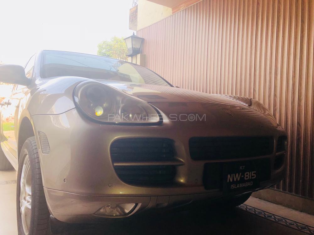 Porsche Cayenne 2006 for Sale in Sialkot Image-1