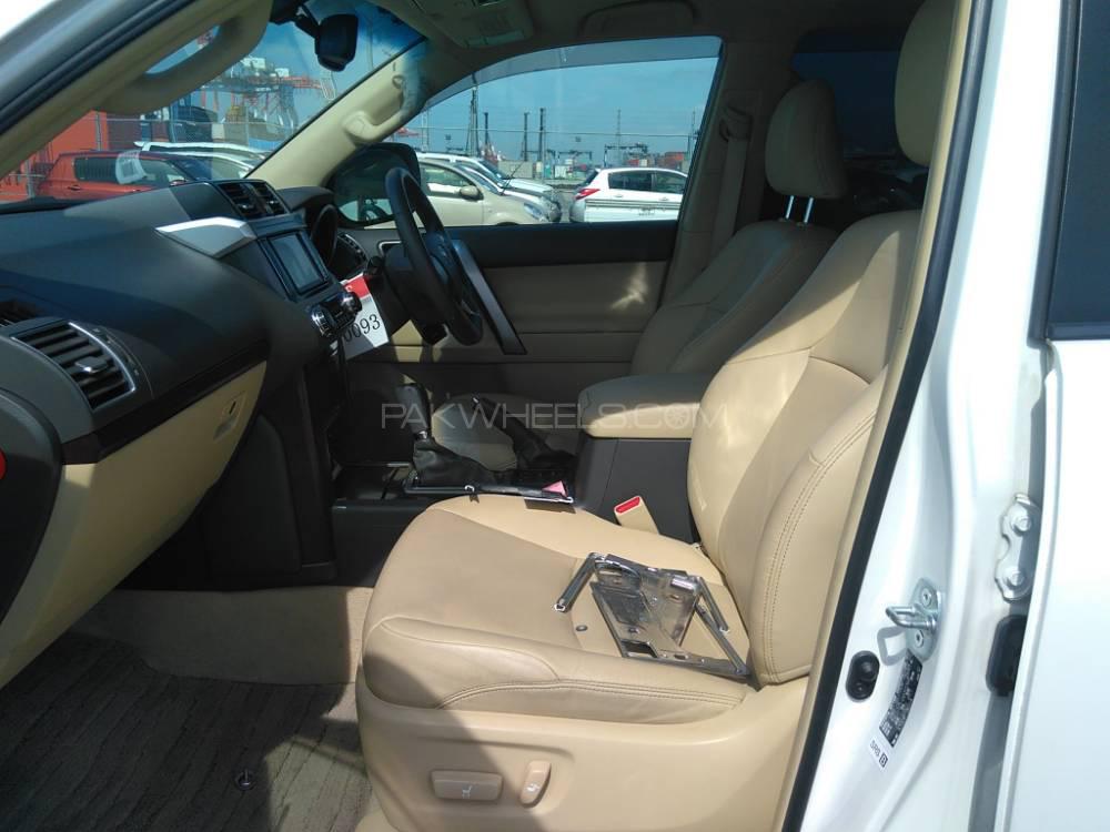 Toyota Prado 2013 for Sale in Karachi Toyota Prado 2013 for Sale in Karachi Image-3