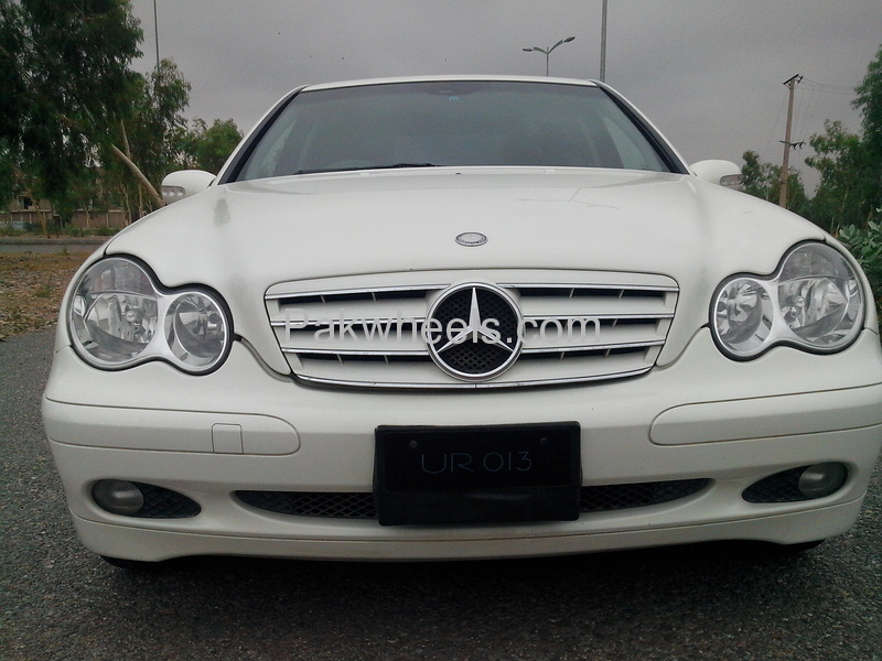 Mercedes Benz C Class 2002 for Sale in Peshawar Image-1