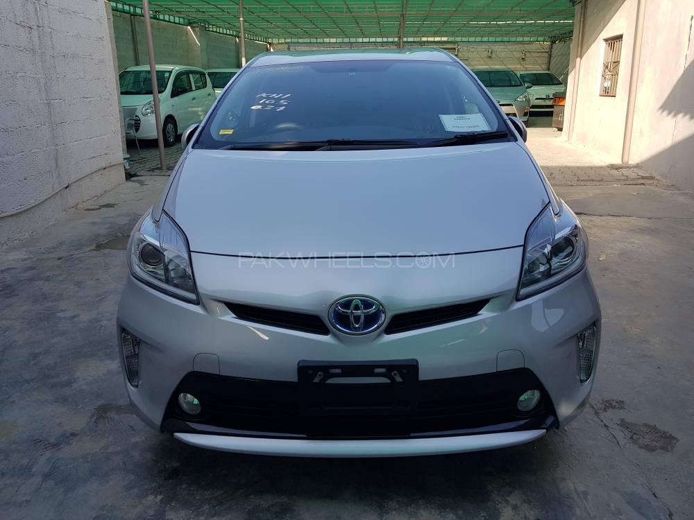 Toyota Prius 2015 for Sale in Islamabad Toyota Prius 2015 for Sale in Islamabad Image-4