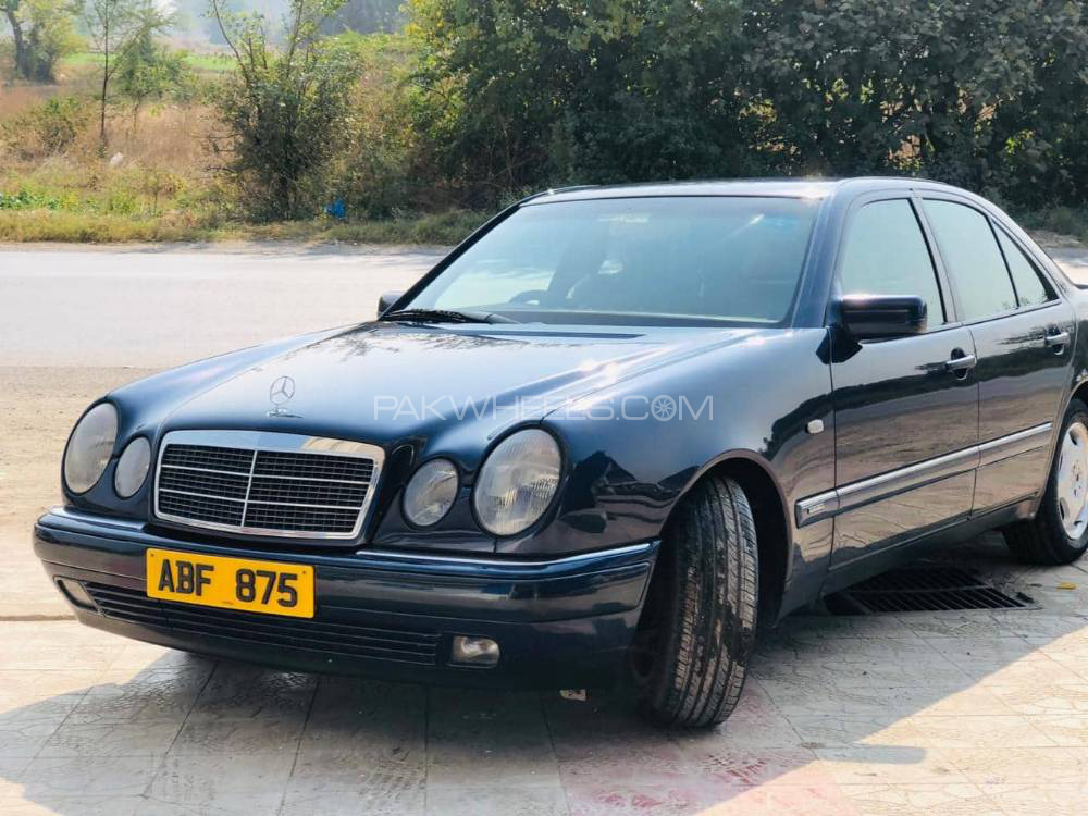 Mercedes Benz E Class E230 1996 for sale in Abottabad ...