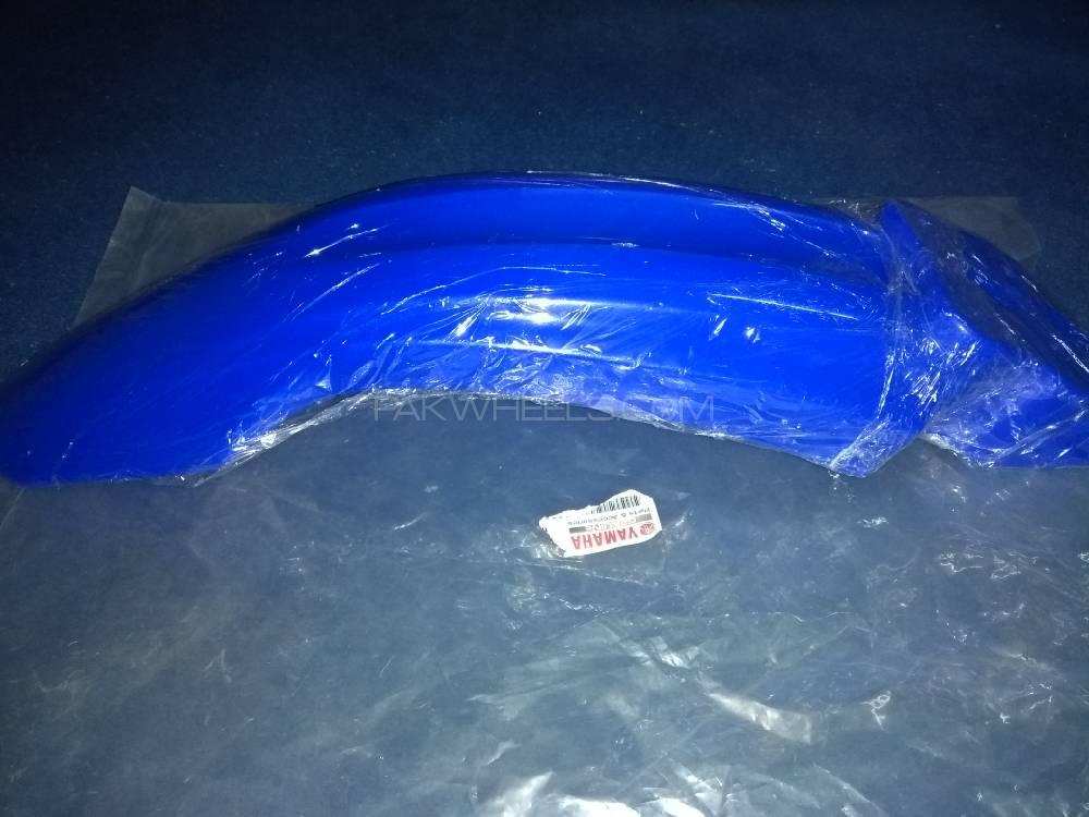 Yamaha Ybr 125G front fender racing Blue Image-1